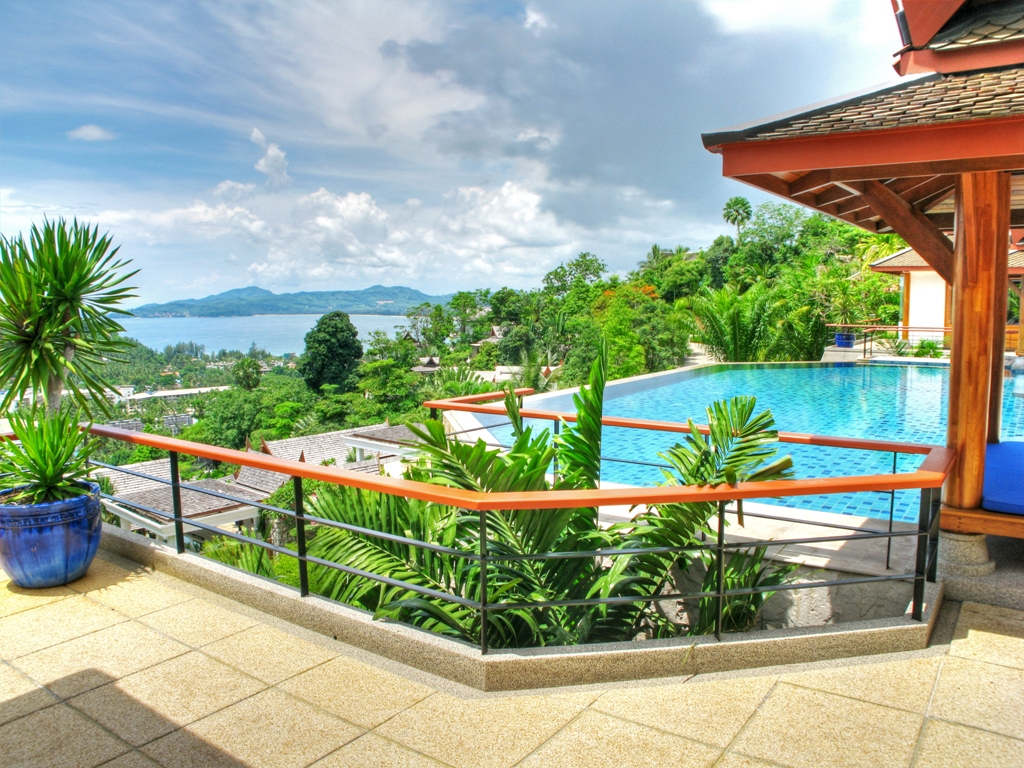 Villa Rak Tawan is situated on the sunny west coast on Phuket island