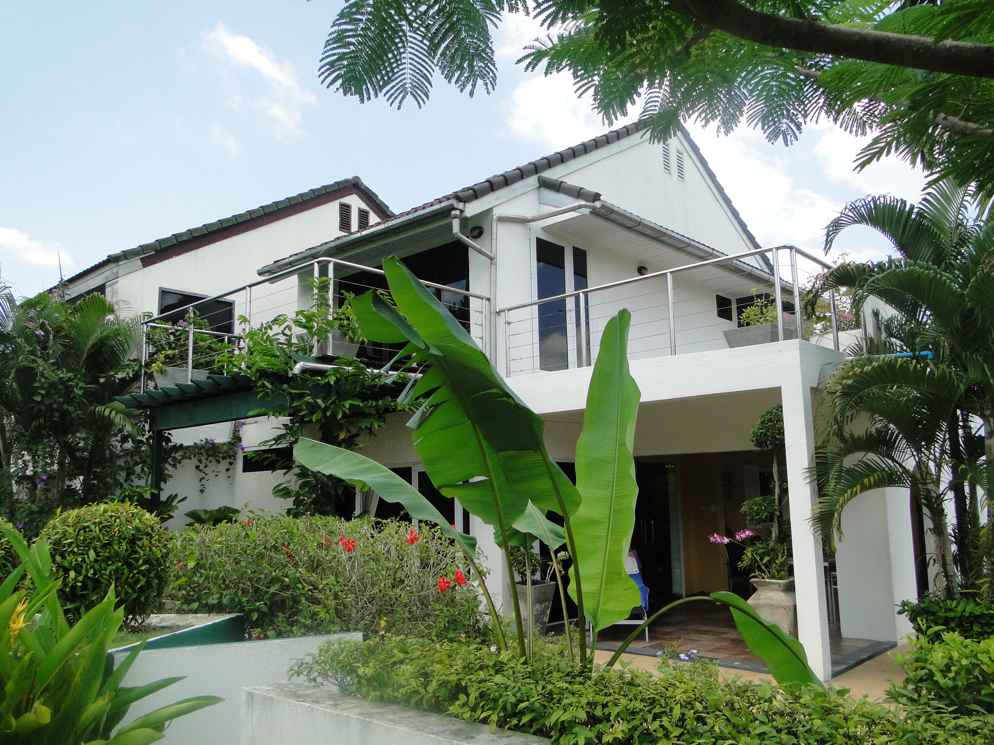 452 Sq. house of internal & external living areas in Kathu Phuket