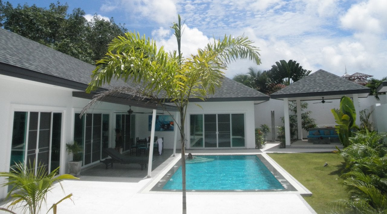 Luxurious and spacious Bali style villa in Phuket