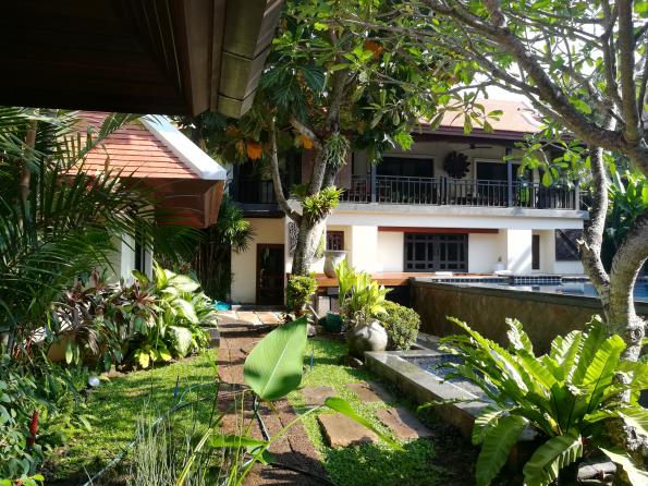 Nai Harn Baan-Bua estate home for Sale in Phuket