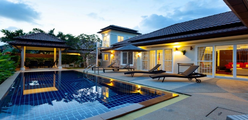 Four Bedroom luxury villa in Phuket Rawai