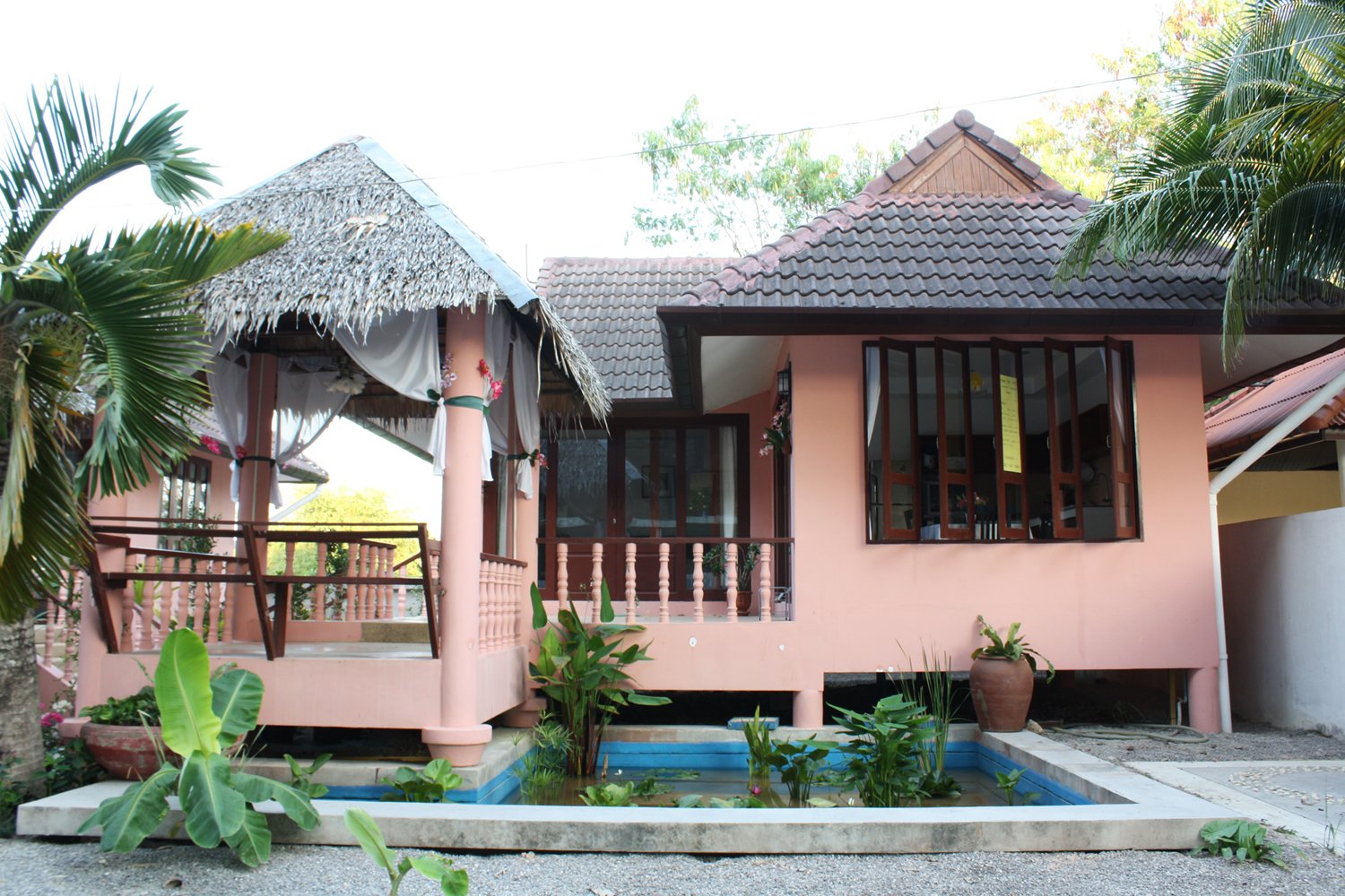 Villa one bed and one bathroom in Rawai Phuket