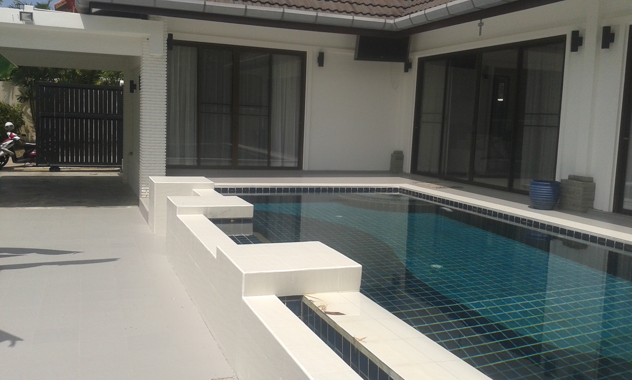 Pool villa in a very quite soi off the main road in Rawai Phuket