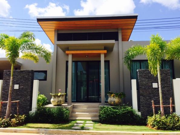 House fully-furnished decorated in the charming oriental style in Phuket