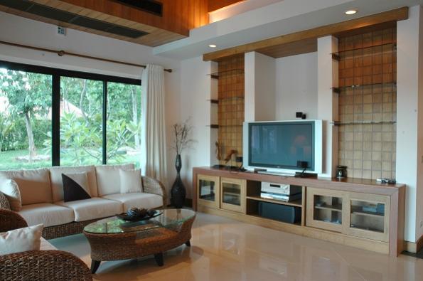 Villa 3 bedrooms with private 4x8 m. swimming pool in center of the house in Phuket