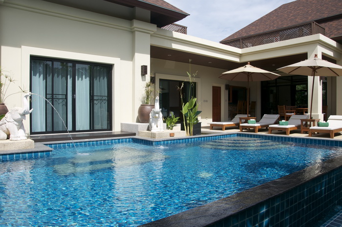  1-2-3 Bedroom Villas with private pool outdoor Jacuzzi in Nai Harn Phuket