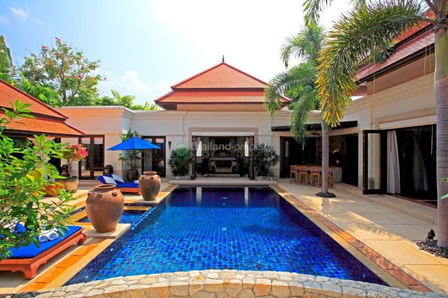 Luxury 5 Bed room in Bangtao Phuket