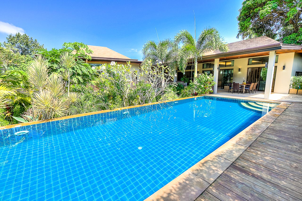 Fabulous eight bed with seven bathrooms in Rawai Phuket