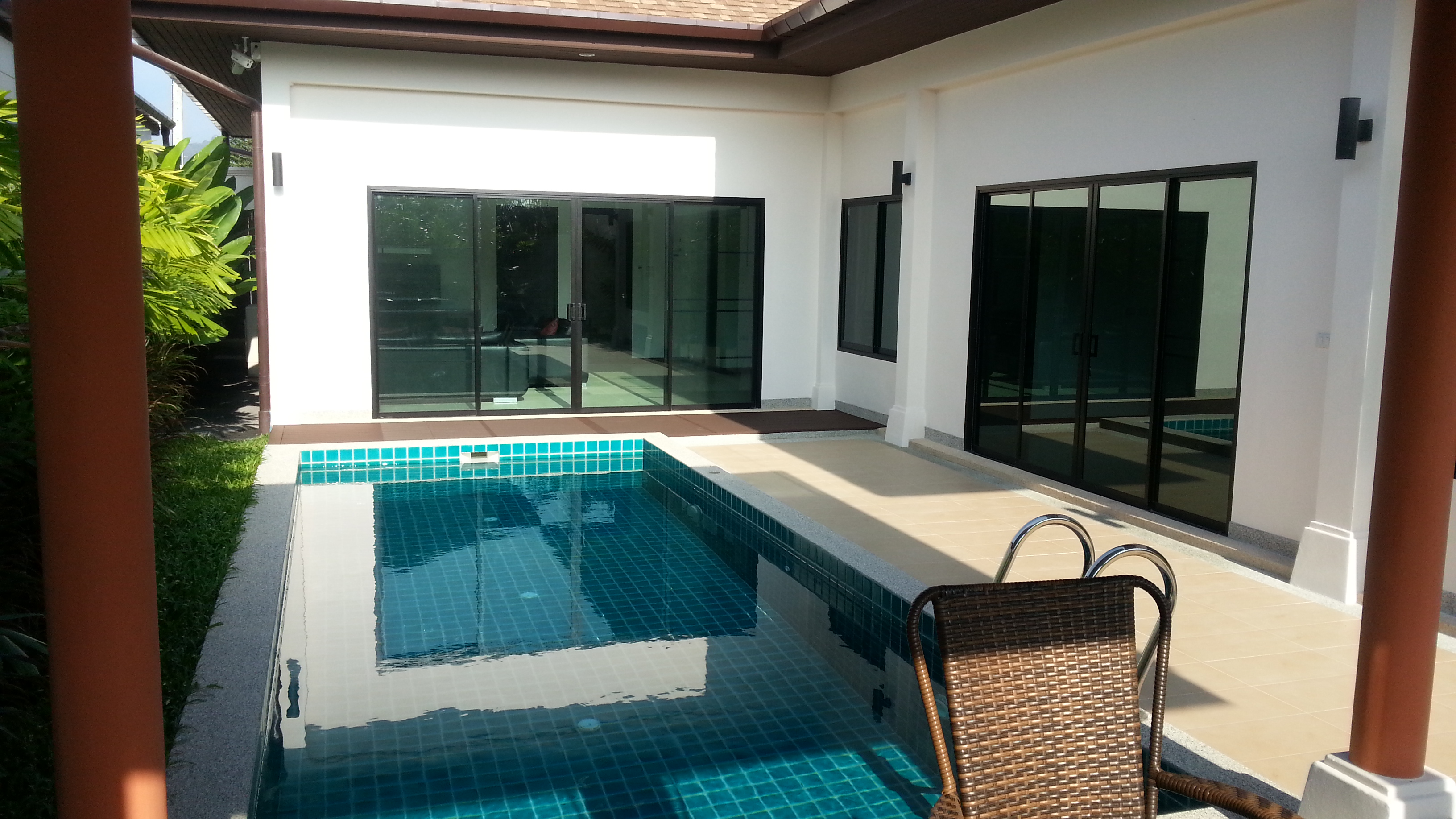 Pool villa is operated with salt water, very good for your skin and your eyes in Phuket