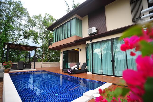 Thai-Balinese 2-storey semi-detached villas in Phuket