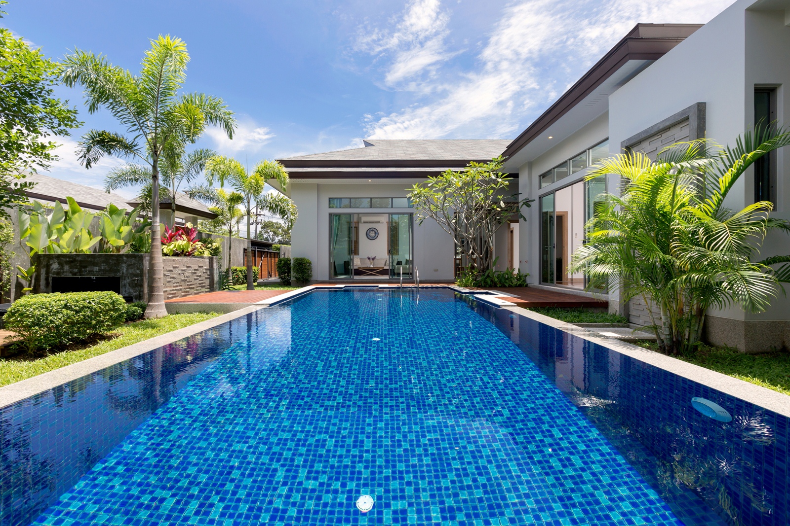 Laguna Phuket neighbourhood on the west coast Villas for Sale 