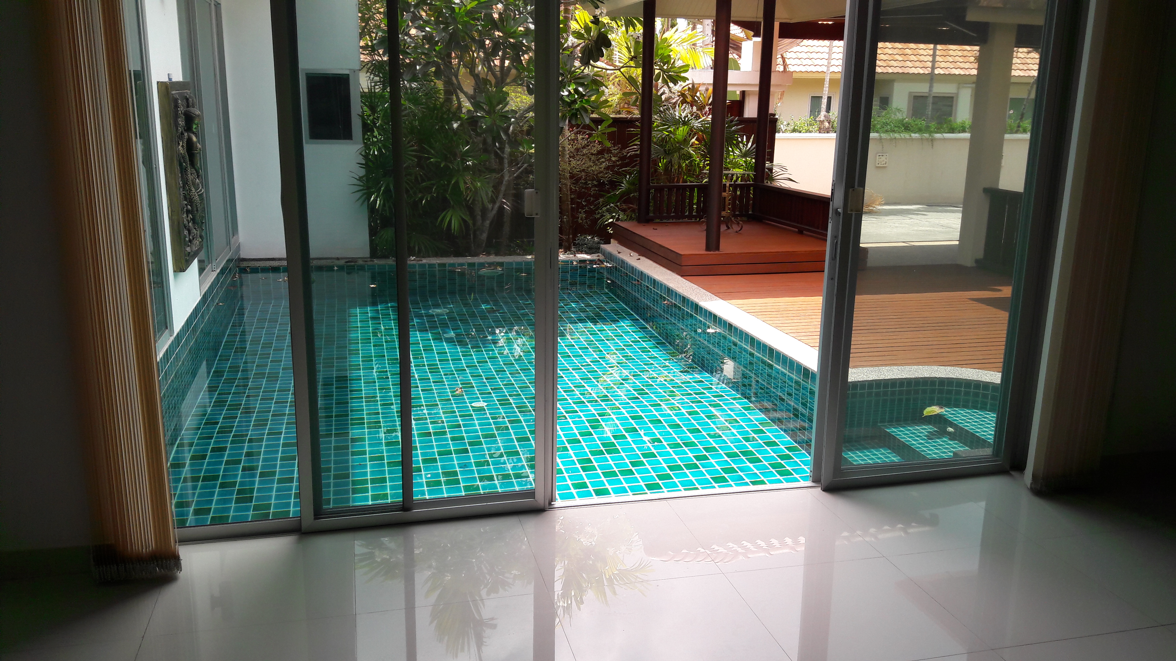Villa 3 bed 3 bathrooms, kitchen, lounge-diner and a large carport in Phuket