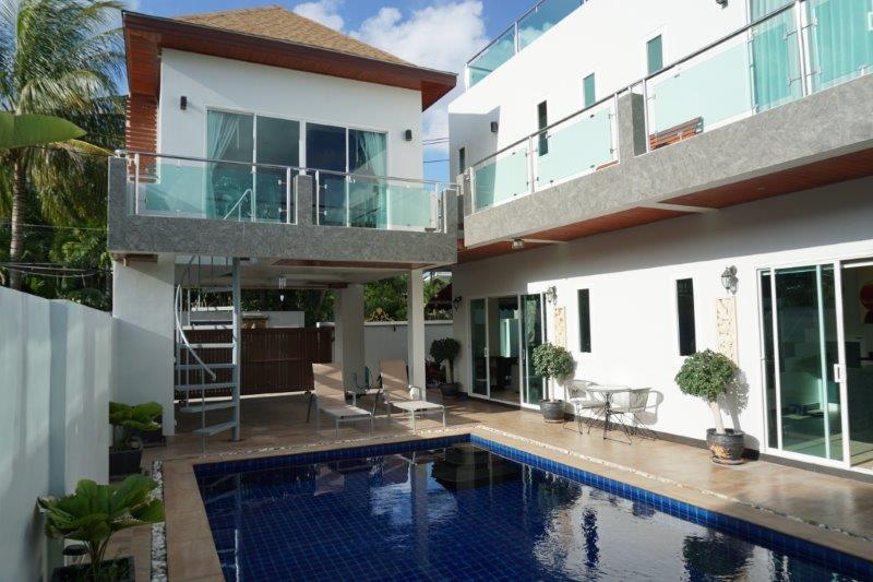 Beautiful Nai Harn Pool Villa in Phuket Thailand