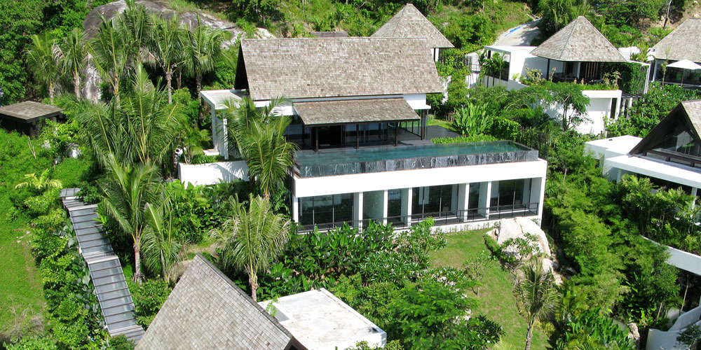 Villa Yang overlooks the turquoise waters of the Andaman Sea in Kamala