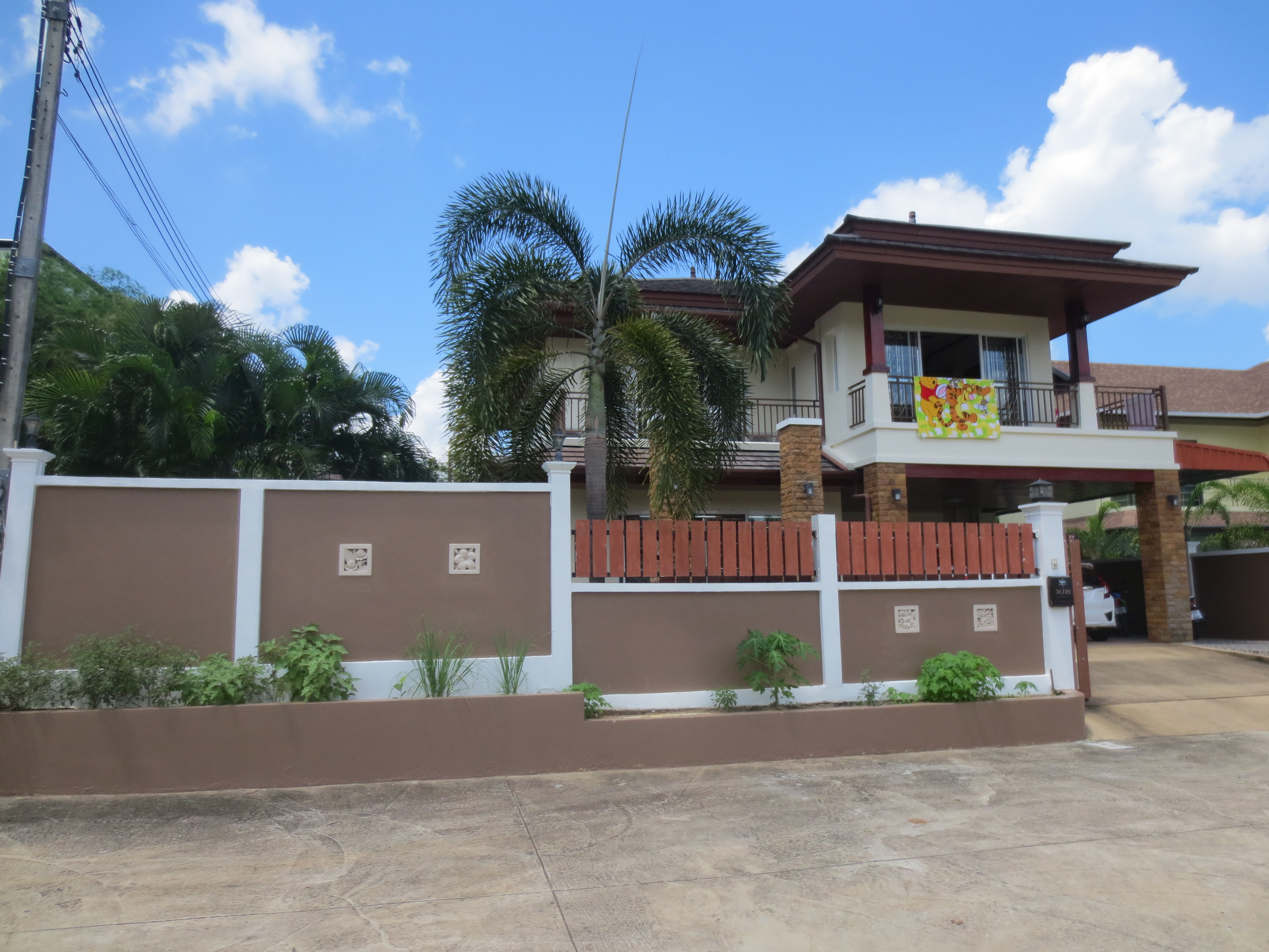 Villa 3 bed 3 bathroom, home offers privacy and security guard in Phuket