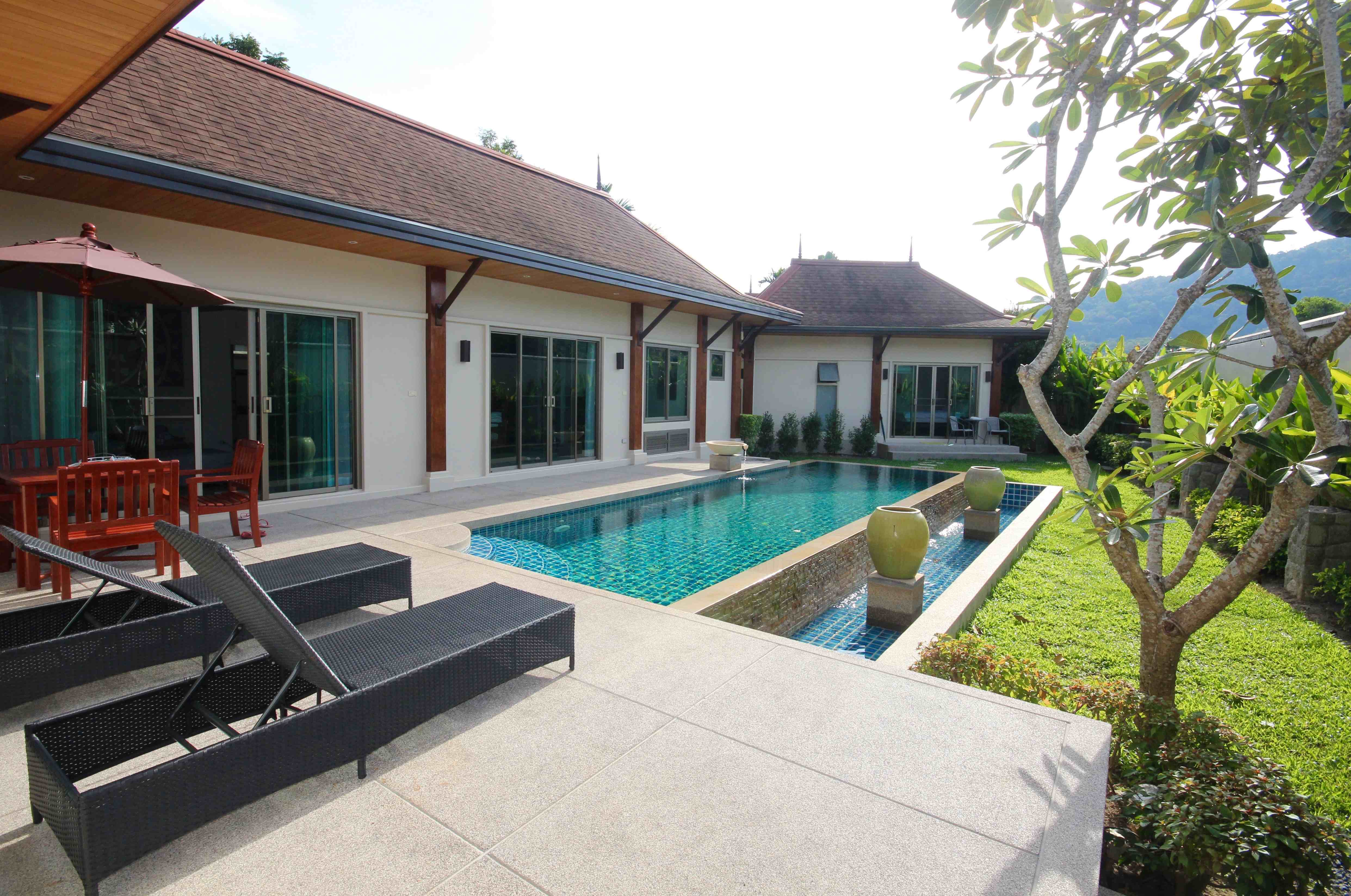Three Bed and 3 bathrooms Two Villas in Phuket