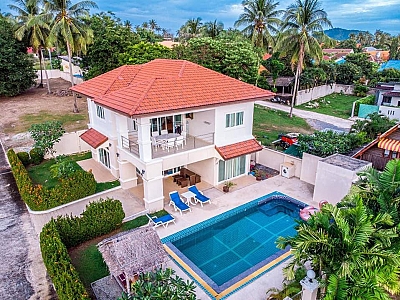 4-bedroom pool villa in Rawai area 1600 sqm Phuket