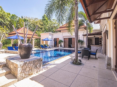 Luxurious Villa for 8–10 people in Bangtao Phuket