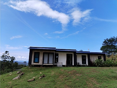 OCEAN AND MOUNTAIN VIEW 3-BEDROOM HOME IN OJOCHAL