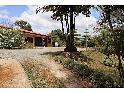 CASA VERDE THE PERFECT SPOT TO LIVE IN COSTA RICA