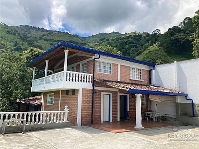 CASA FINCA EN GIRARDOTA VEREDA JAMUNDÍ!