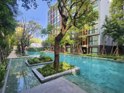 Vtara 36 | 1 Bed in Low-Rise Tropical Condo at Sukhumvit 36, Thong Lor