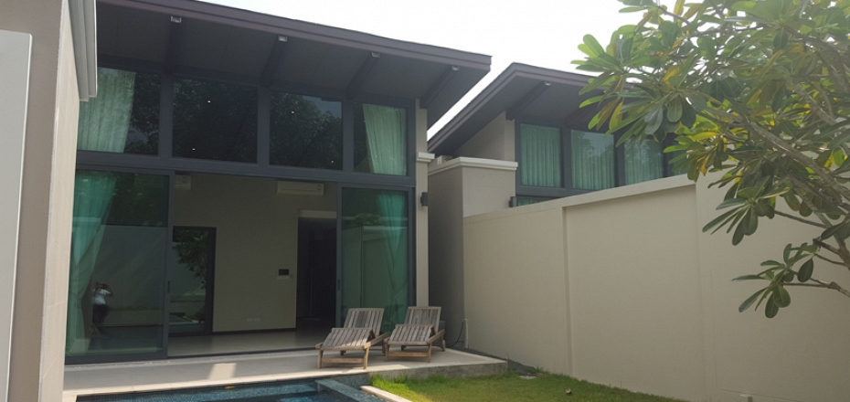 Luxury Pool Villa in Thailand - on residential area in the heart of Phuket