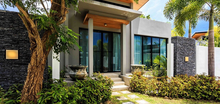 Nai Harn, Phuket Thailand Luxury Pool Villa