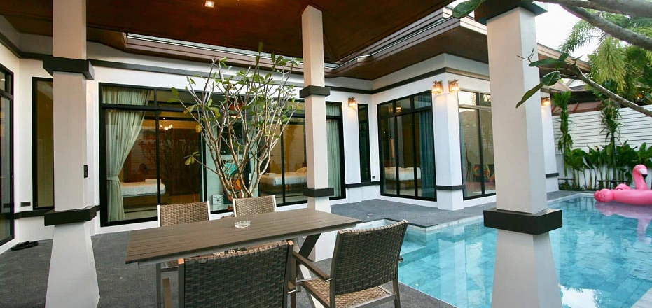 Villa fully furnished with internal area of 136 sqm in Chalong Phuket