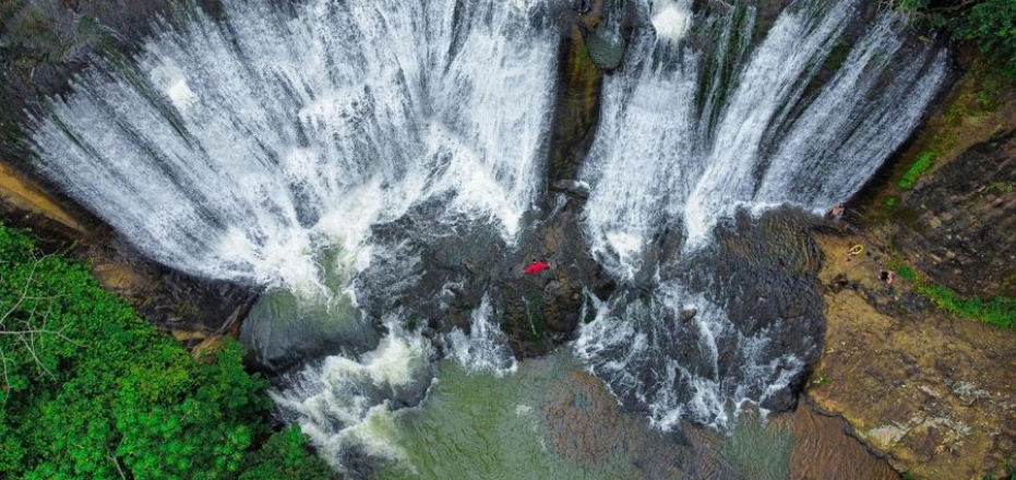 AMAZING WATERFALL-ORGANIC-COMMUNITY