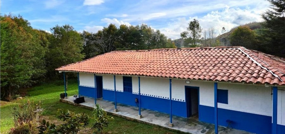 CASA LOTE EN SAN VICENTE DE FERRER