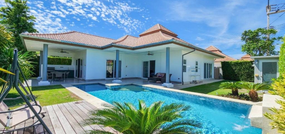 MALI PRESTIGE: 3 Bed 3 Bath Pool Villa in Tab Tai Hua Hin